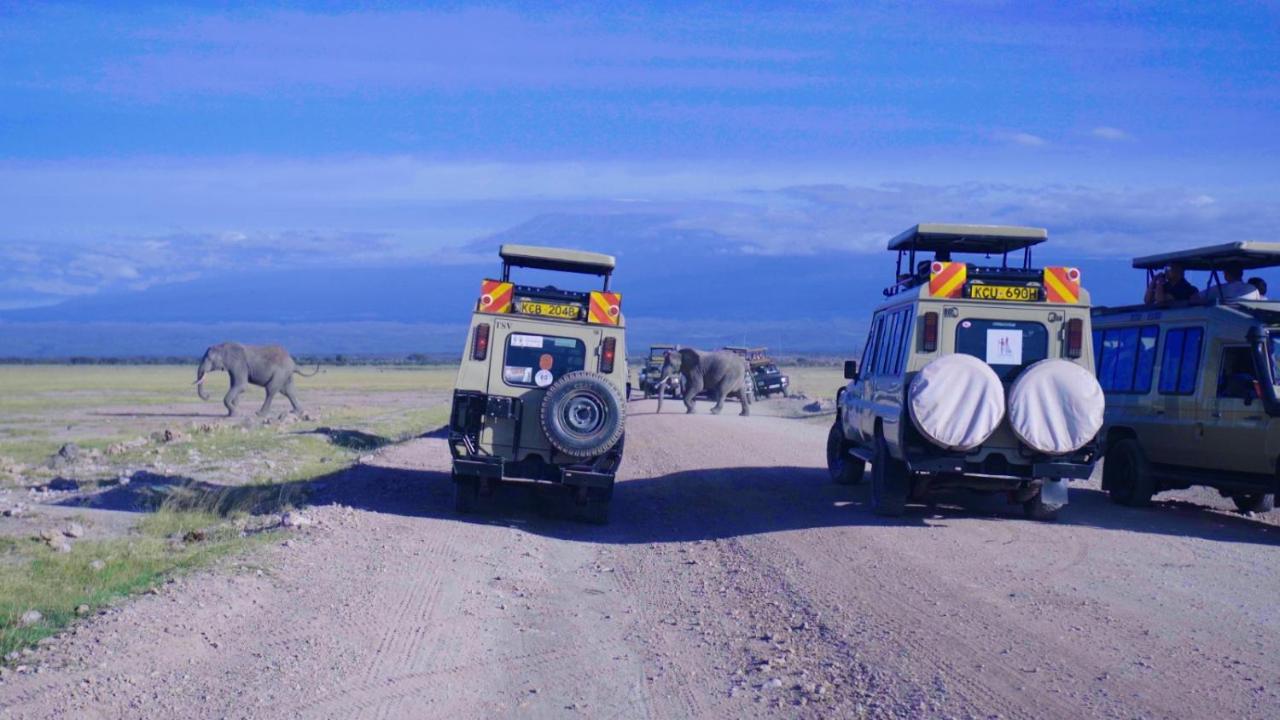 Amboseli Gateway Hotel Kimana ภายนอก รูปภาพ